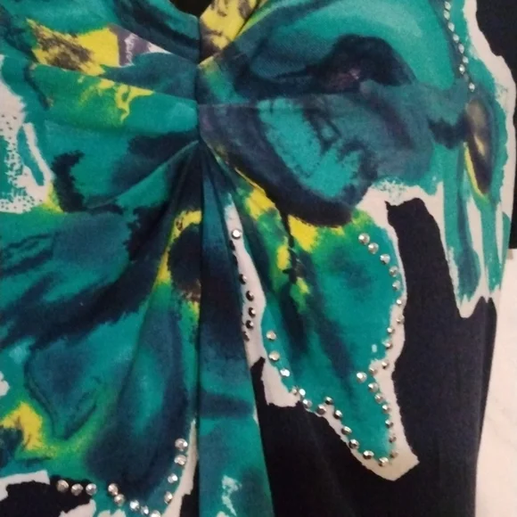 INC fancy tee M - Picture 2 of 4